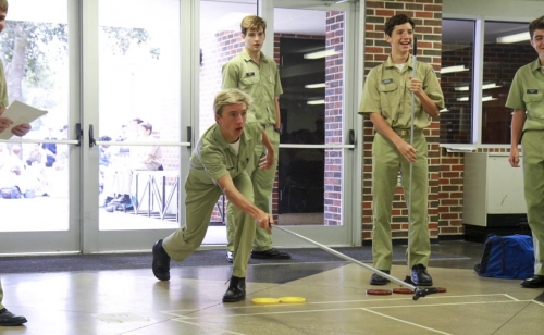 Homecoming-Lunch_2015-09-21_Monday_Shuffleboard_0052web