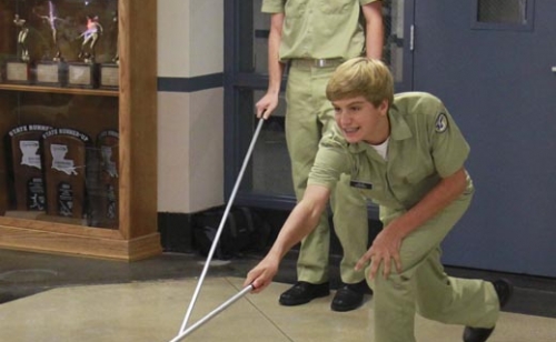 Homecoming-Lunch_2015-09-21_Monday_Shuffleboard_0107web