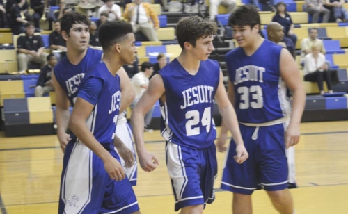 basketball_20160202_holycross_017