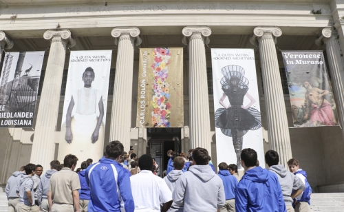 Junior-Class_20180427_Art-Field-Trip_009