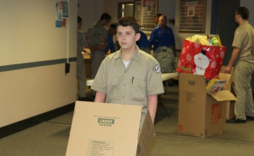 MCJROTC_20151211_Toys-for-Tots-Drive_006