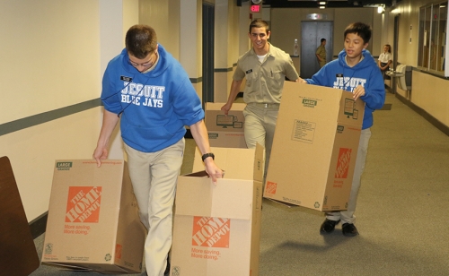 MCJROTC_20151211_Toys-for-Tots-Drive_022