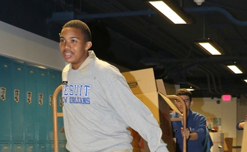 MCJROTC_20151211_Toys-for-Tots-Drive_071