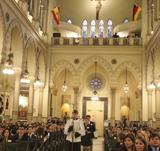 JesuitMotherSon_036