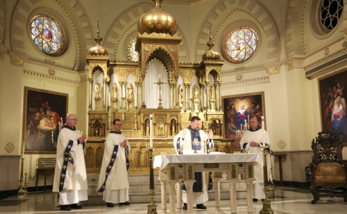 JesuitMotherSon_047
