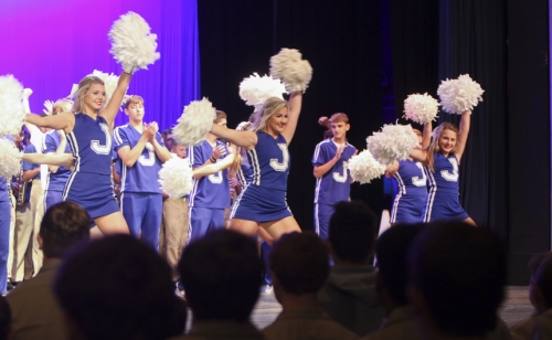 NewStudent-PepRally_20180816_059