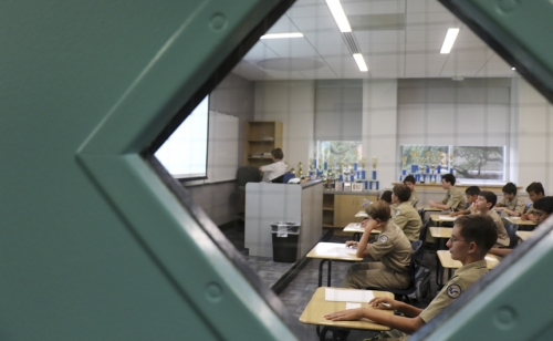 NewStudentOrientation_Classroom_20180816_056
