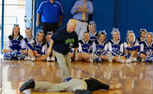 Pep Rally Gym_JHSvShaw_10232015_18