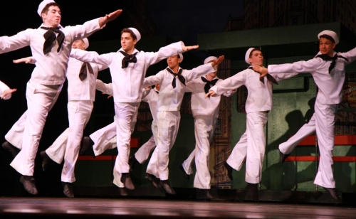 Phils_20160405_OnTheTown_Act1_0017web