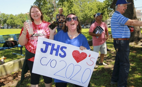 Senior-Day-2020-Jambalaya-Drive-Thru04