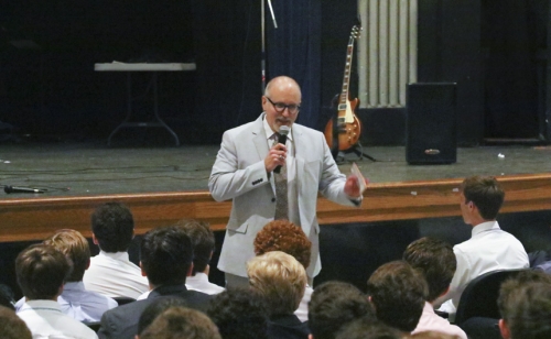 Senior-Day_20170428_Assembly-and-Auditorium_025