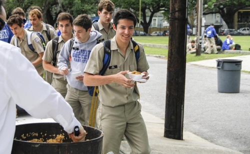 SeniorWeek_20160426_Tuesday_Jambalaya-CabbageBall_0011web