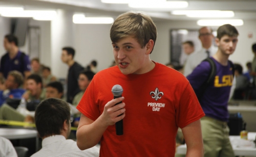SeniorWeek_MondayLunch_20160425_141