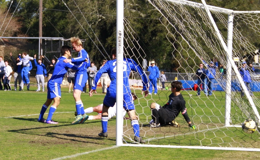 soccer-2014_15_jhs2vbrothermartin1_farleyfield_01242015_24