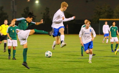 Soccer 2016-17_JHS1vGraceKing0_NonDistrict_01172017_06