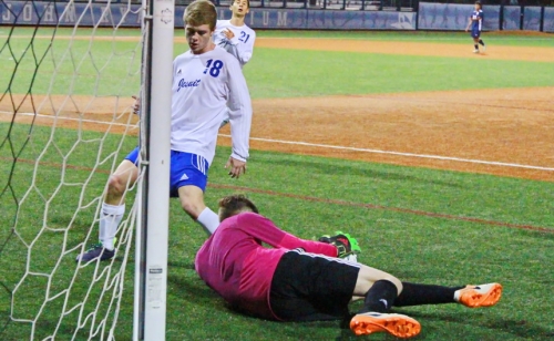 Soccer 2016-17_JHS1vHC_12072016_02