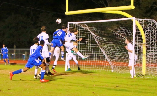 Soccer 2016-17_JHS2vMandeville0_12212016_24