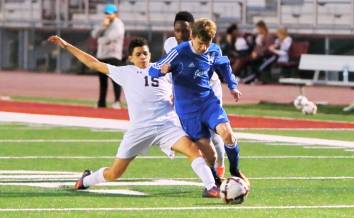 Soccer 2016-17_JHS8vChalmette0_01122017_06