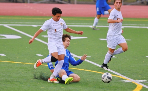 Soccer 2016-17_StPaulsTourney_JHS0vBM1_12162016_12