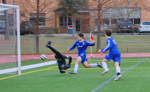 Soccer 2016-17_StPaulsTourney_JHS0vBM1_12162016_15