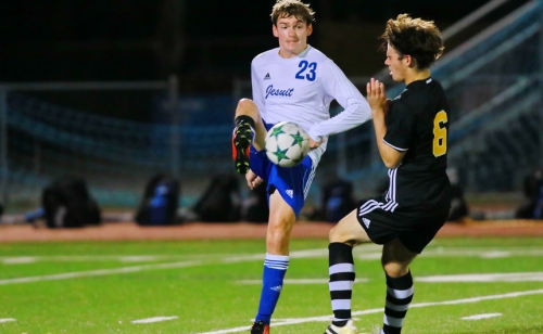 Soccer 2016-17_StPaulsTourney_JHS2vStAmant0_12162016_04