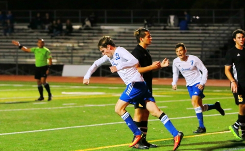 Soccer 2016-17_StPaulsTourney_JHS2vStAmant0_12162016_10