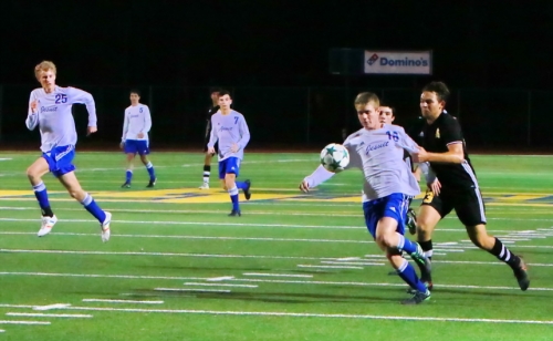 Soccer 2016-17_StPaulsTourney_JHS2vStAmant0_12162016_11