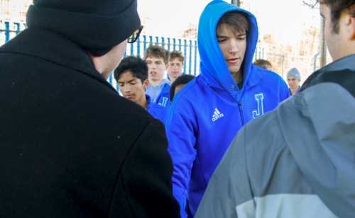 Alumni-Photos_20170107_2016-17-Soccer-Homecoming_012
