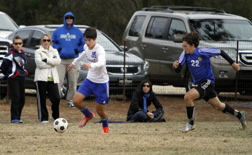 Soccer, Jesuit vs. Mandeville, St. Paul's Holiday Tournament 12.27.13