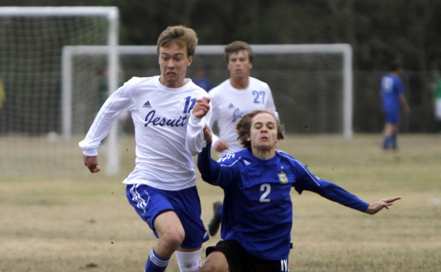 Soccer, Jesuit vs. Mandeville, St. Paul's Holiday Tournament 12.27.13