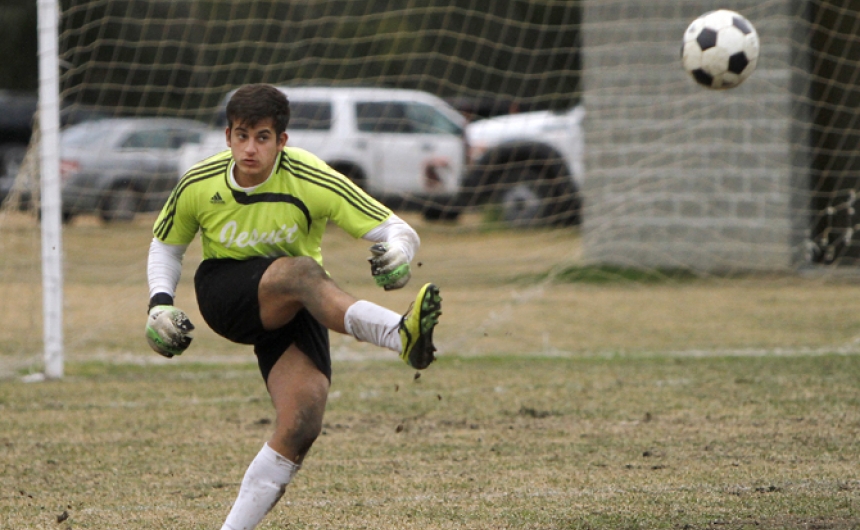 Soccer, Jesuit vs. Mandeville, St. Paul's Holiday Tournament 12.27.13