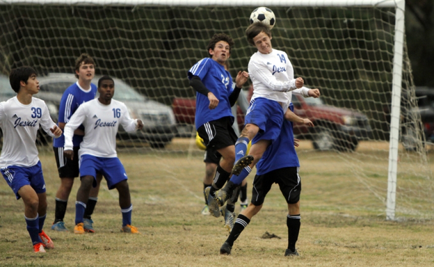 Soccer, Jesuit vs. Mandeville, St. Paul's Holiday Tournament 12.27.13