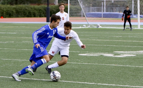 2017_Soccer_vsBroMartin_District_20170128_0936