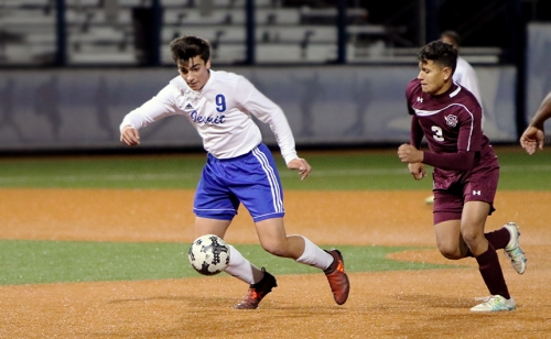Soccer_vs_Chalmette_20171212_102