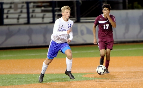 Soccer_vs_Chalmette_20171212_115