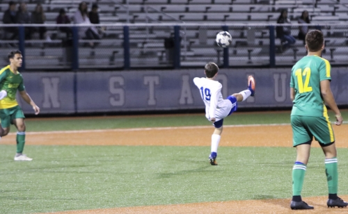 Varsity-Soccer_20171127_Grace-King_094