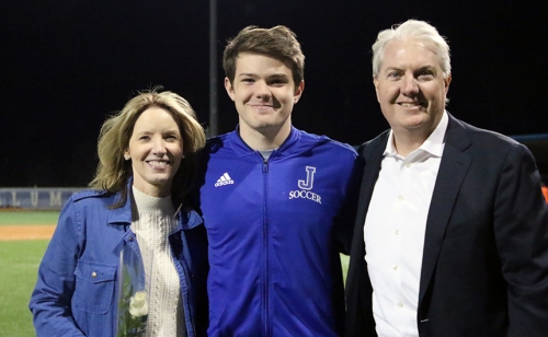 Soccer_vs_Newman_SeniorNight_20180129_40