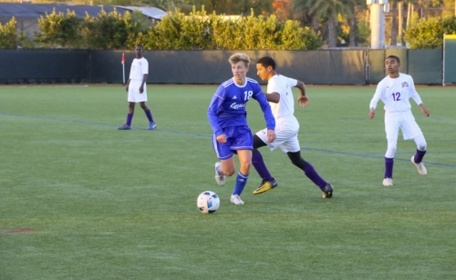SoccervsStAug_20181211_002