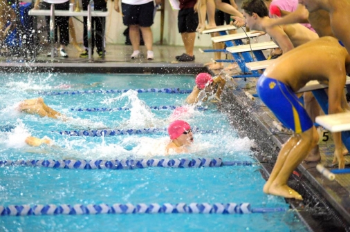 swimming_20131012_jack_jackson_fr_200medly_relay_web