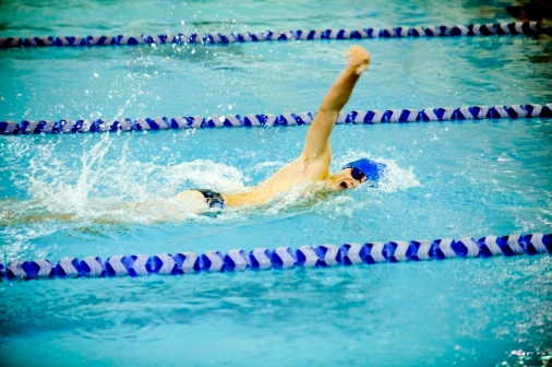 swimming_20130925_francis_plough_jr_1st_in_heat_200free
