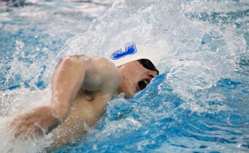 swimming_20131122_state_ric10041