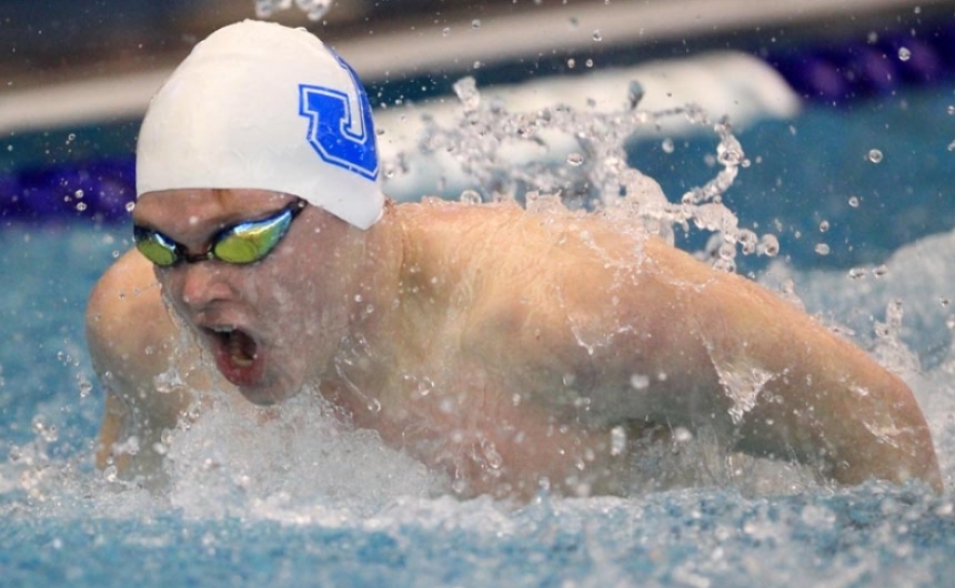 swimming_20131122_state_ric20026