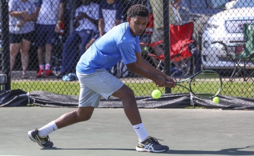 Tennis_20160425_State_Jesuit-Web-DayOne-08web