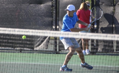Tennis_20160425_State_Jesuit-Web-DayOne-18web