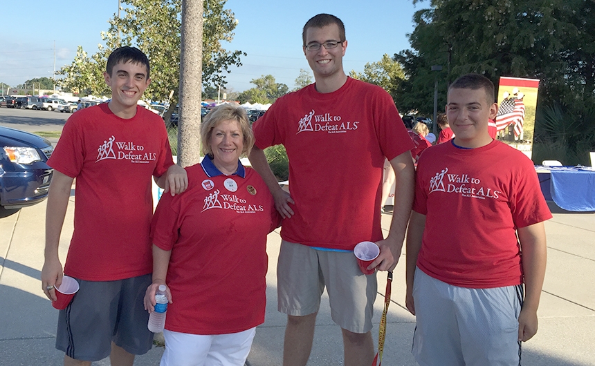 clubs-organizations_service_als-walk_20141011_web_002