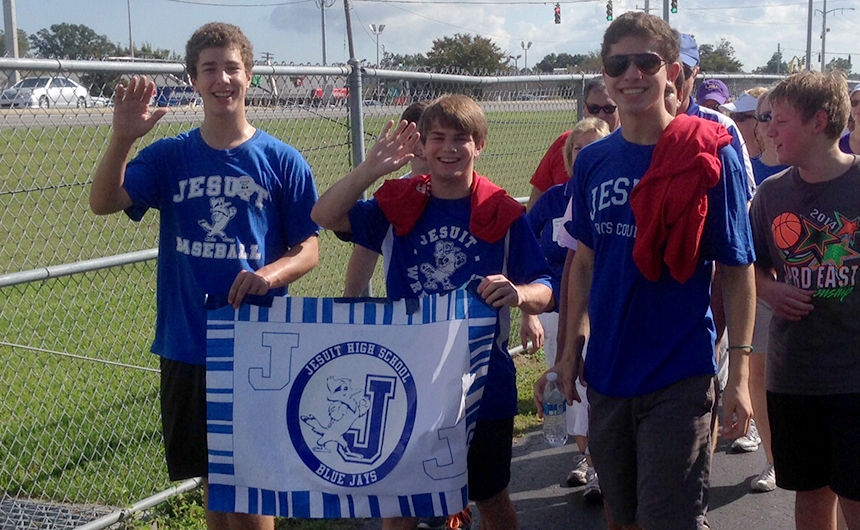 clubs-organizations_service_als-walk_20141011_web_009