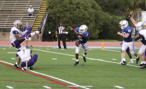 Football_20170901_Week-1-Warren-Easton_098