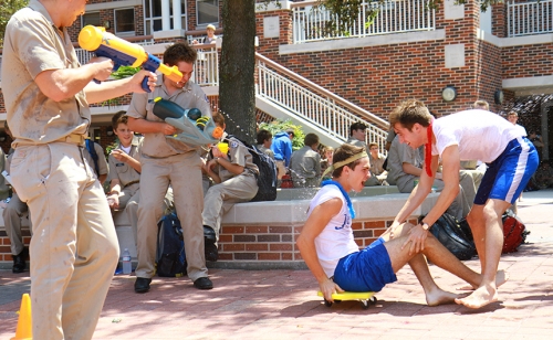 WelcomeWeek_LunchActivities_Monday_20150831_050