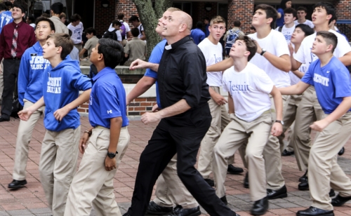 ThursCourtyardGames_20170901_060