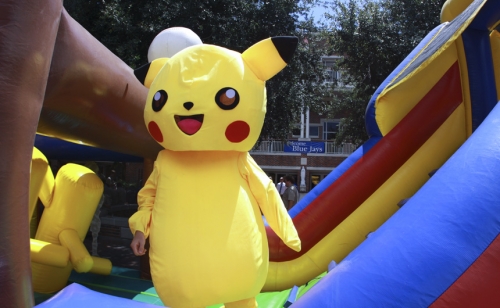 Welcome-Week_20160830_Tuesday-Lunch-Inflatable_060